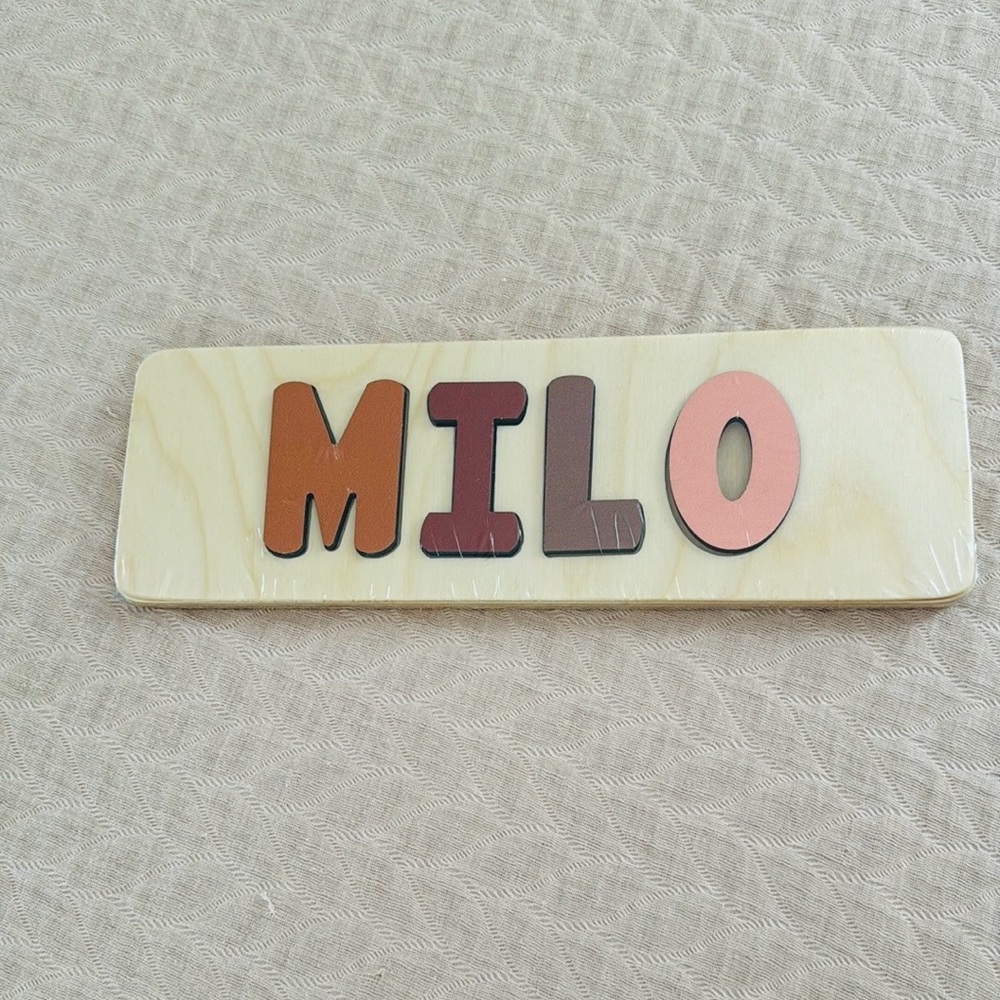 MILO name wooden puzzle